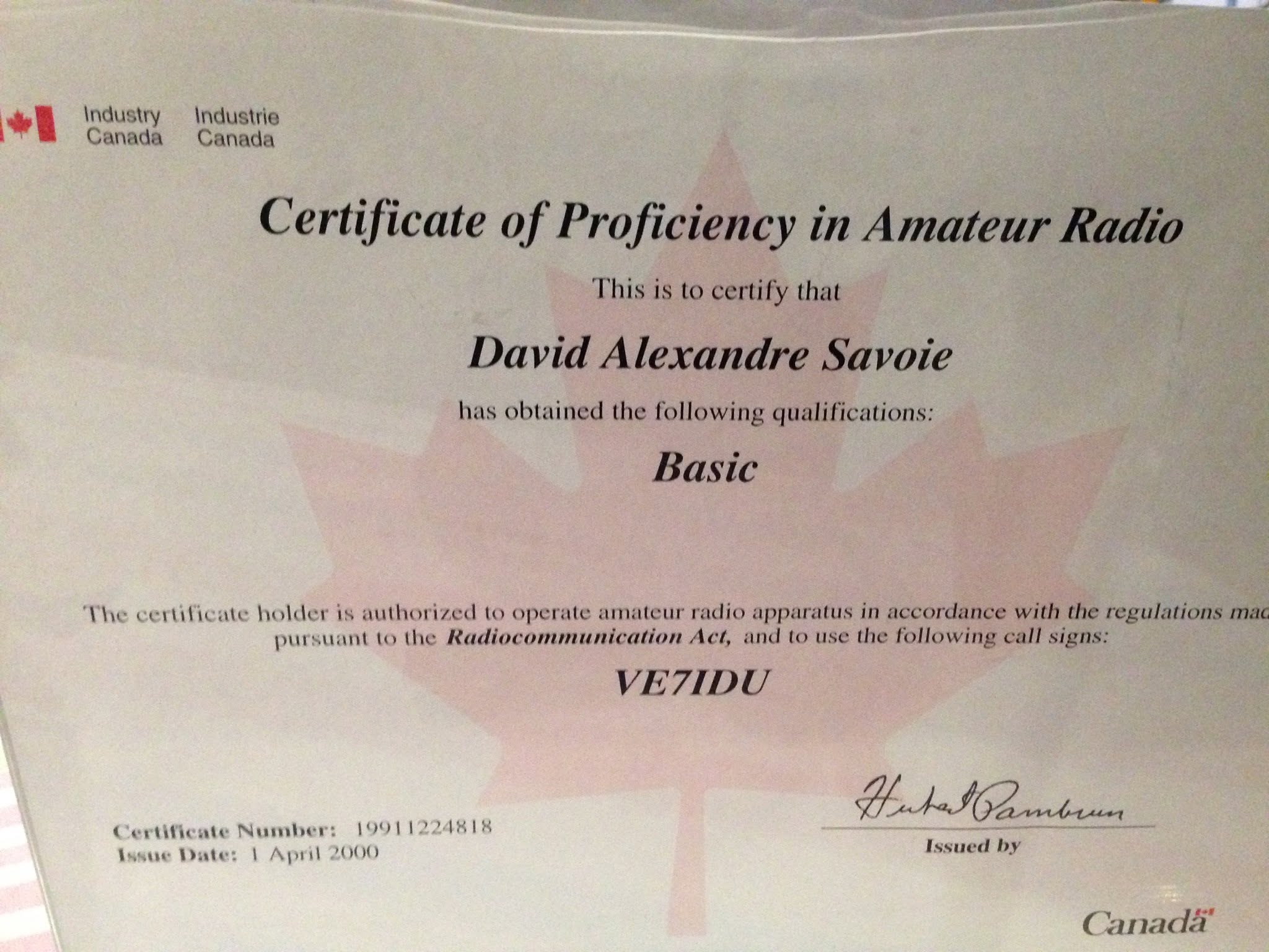 Industry Canada amateur radio certificate issued to David Alexandre Savoie for VE7IDU